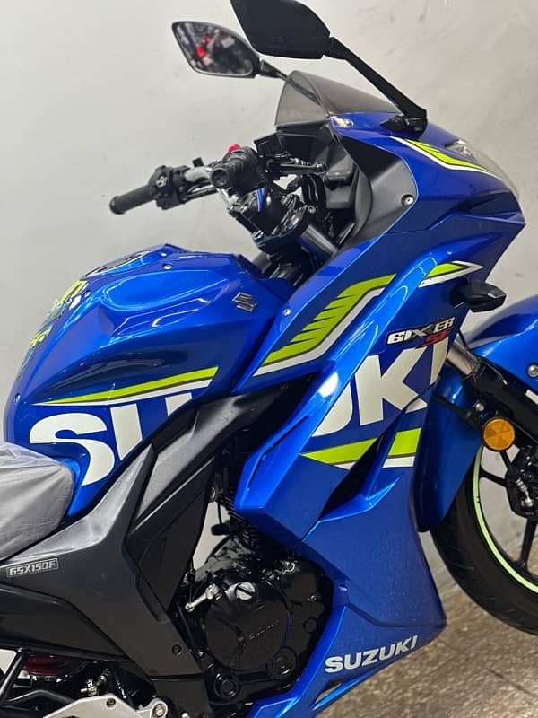 Suzuki gixxer 150cc efi engine 2021 model ( sports heavy bike ) 9