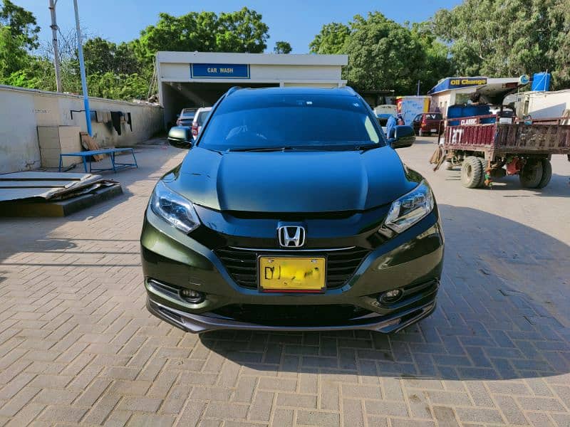 Honda Vezel 2015-16 3