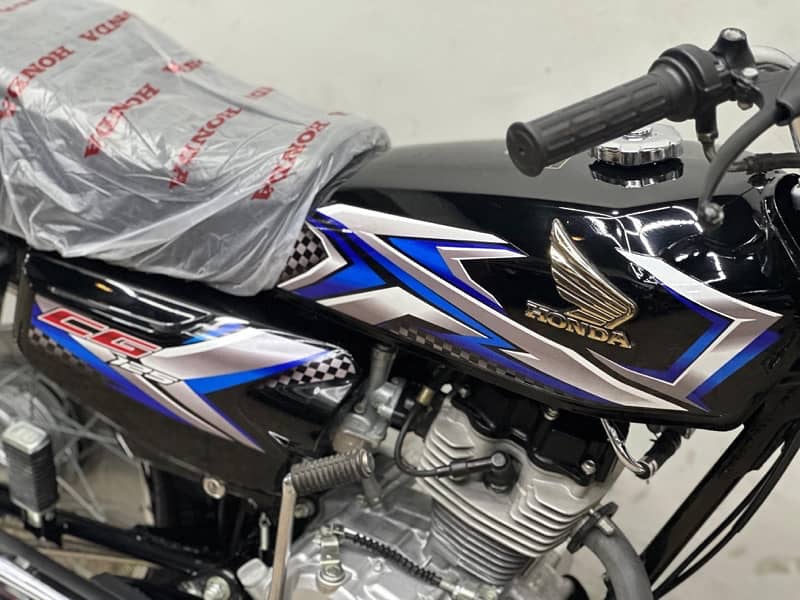 HONDA CG125 2025 BRAND NEW CONDITION 5