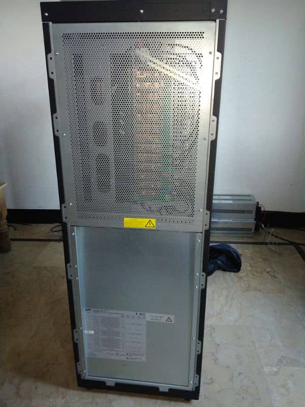 APC UPS SUVT20KVA 1