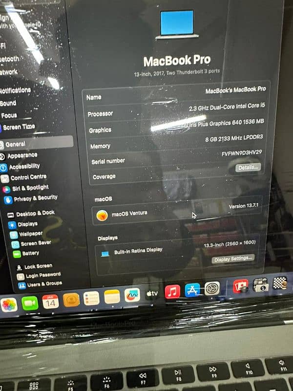 apple MacBook pro 2017 0