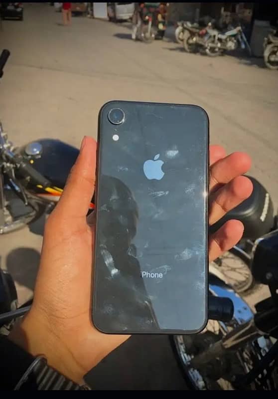 iPhone XR waterpack exchange possible factory unlock 3