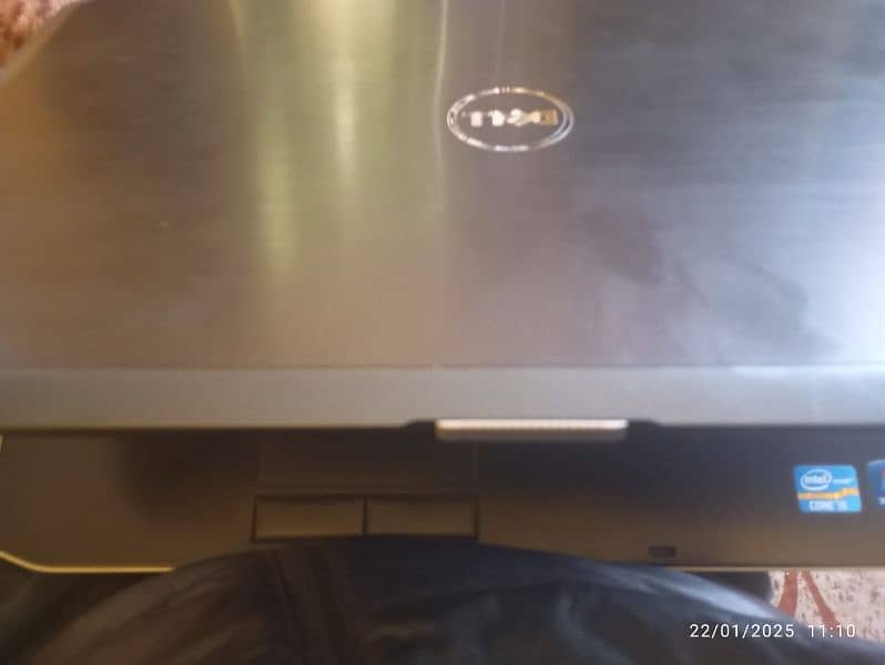 Laptop Core i5 2nd gen urgent sale 1