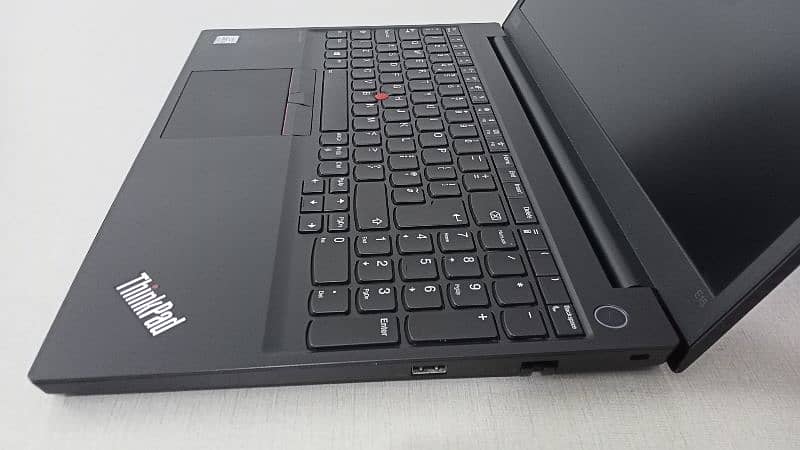 Lenovo ThinkPad E15 core i5 10th 8/256 0