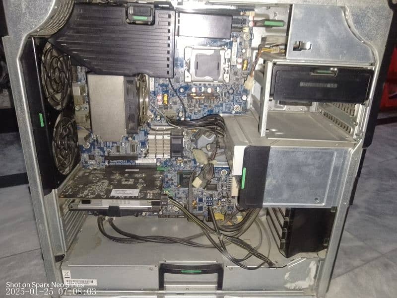 Intel xeon gaming PC 10/10 condition no falult 14