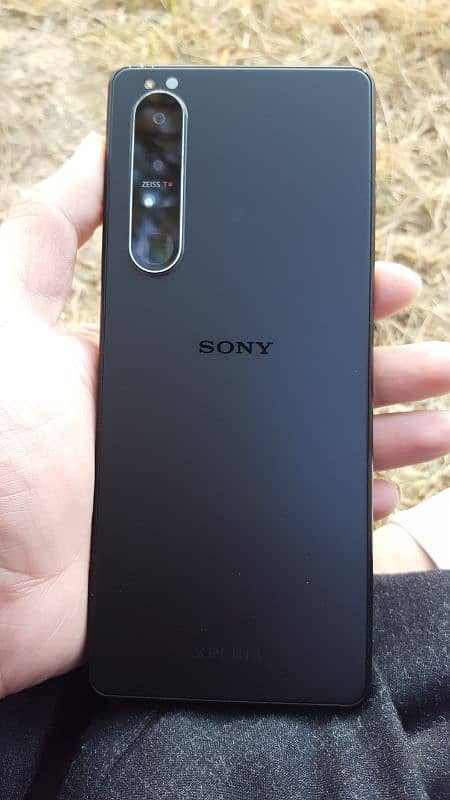 Sony Xperia 1 iii 1