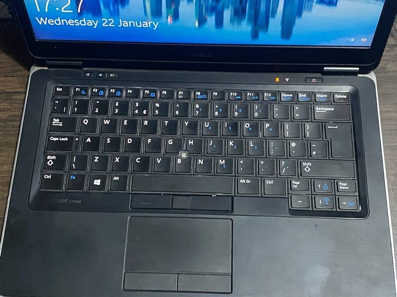 Dell Core i7 4gen Latitude e7440 Urgent sale 1