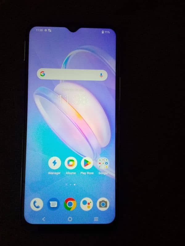 vivo y20s 4/128 with back cover and charger 2