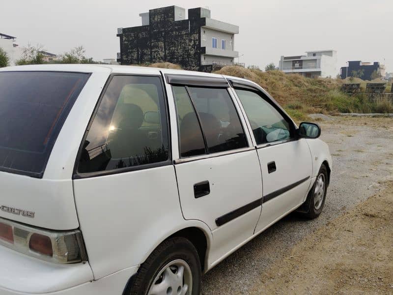 Suzuki Cultus VXR 2015 17