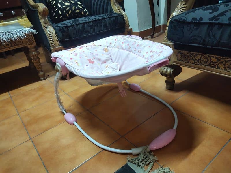 Baby Bouncer almost new 1