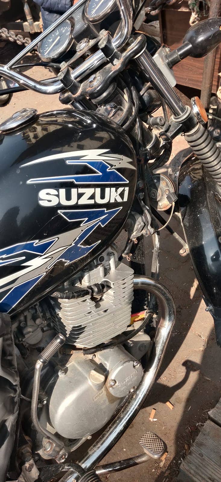 Suzuki GS 150 SE 2020 8