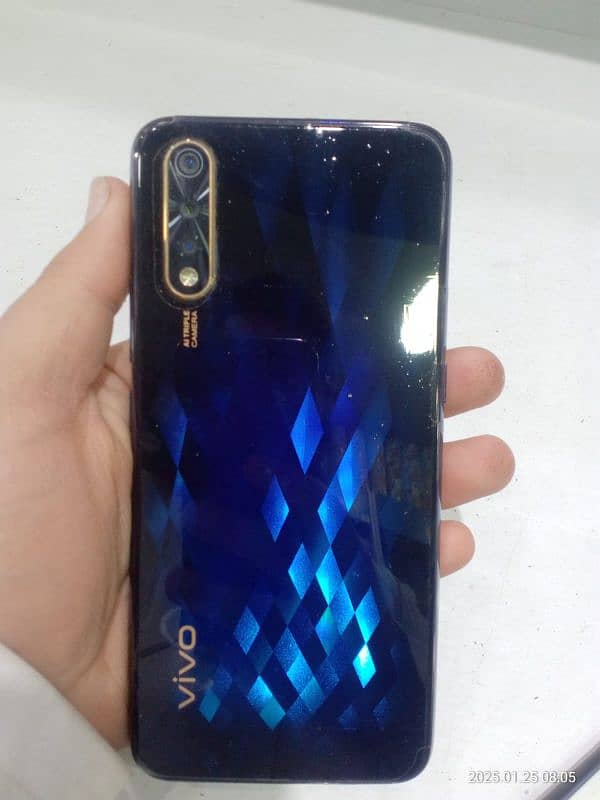 vivo s1 mobile 1