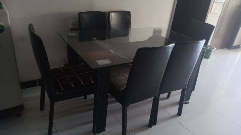 Dining table with 6 chairs 1