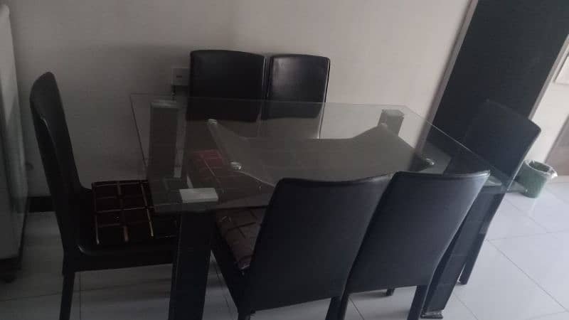 Dining table with 6 chairs 2