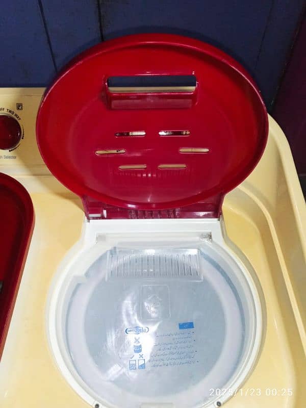 Super Asia washing machine twin tub model number SA 244 7