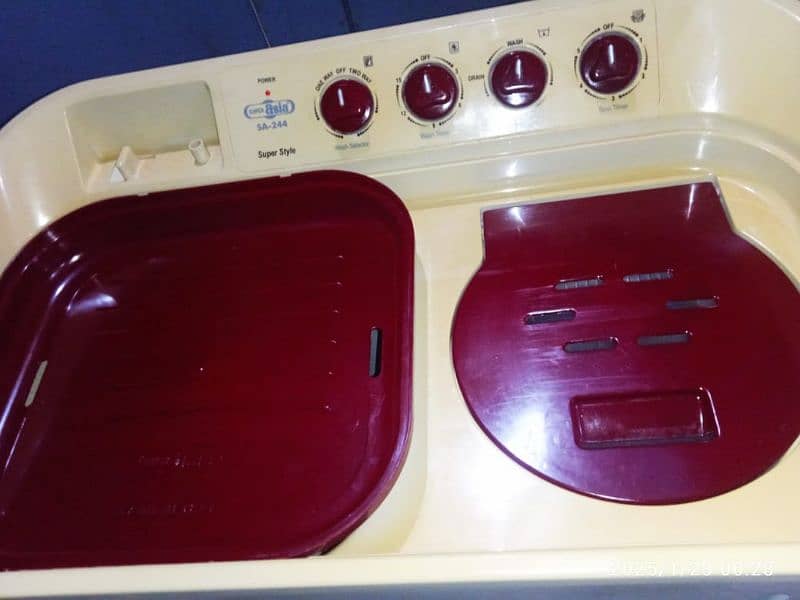 Super Asia washing machine twin tub model number SA 244 8