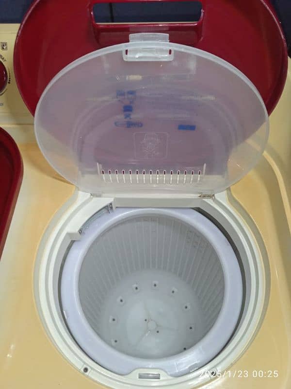 Super Asia washing machine twin tub model number SA 244 9