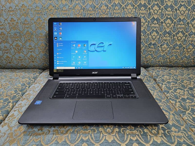 Acer Huge 15.6" Screen Laptop 1