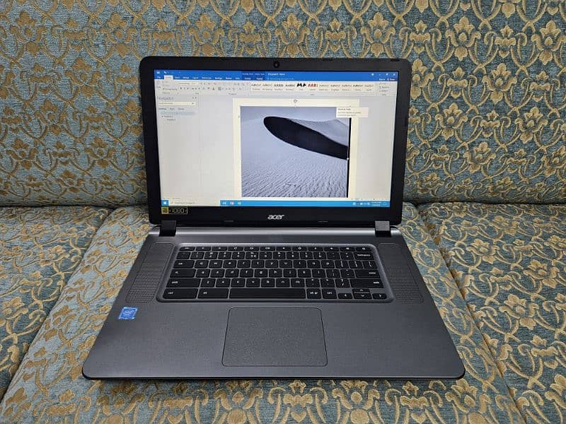 Acer Huge 15.6" Screen Laptop 4