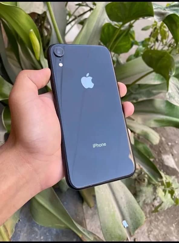 iphone Xr 64Gb NON PTA 10/9.5 condition 03199275676 whtsp nmbr 0