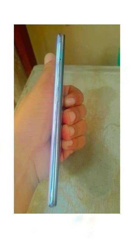 Oppo A95 with original box and charger 2