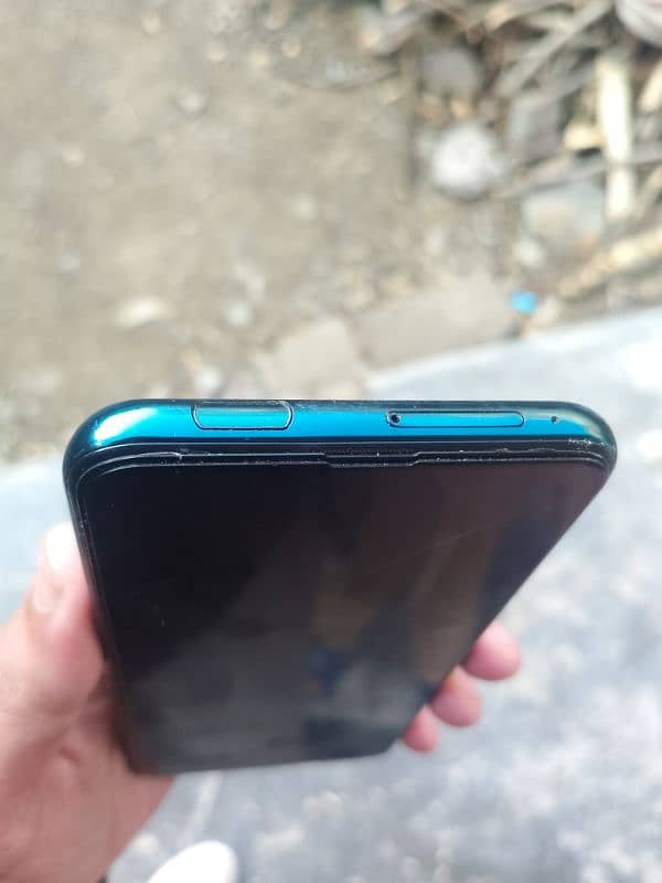 Huawei Y9 Prime 2019 model has a pop-up camera 1