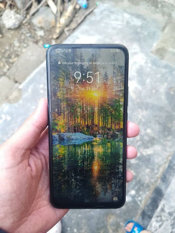 Huawei Y9 Prime 2019 model has a pop-up camera 2