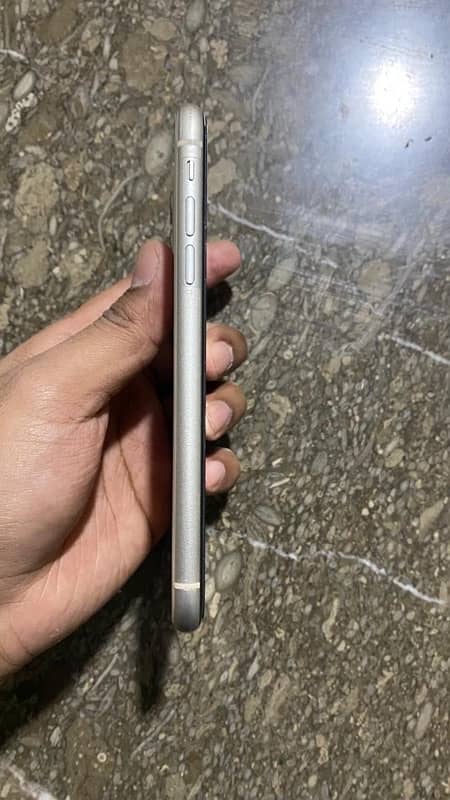 Iphone 11 jv 64gb 4