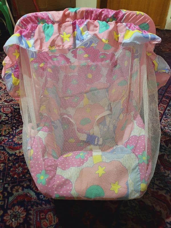 carry cot with bed set and baby bag 0