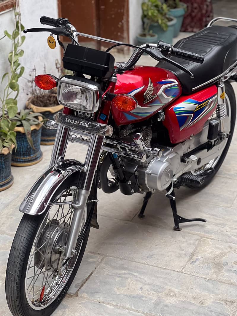 Honda CG 125 2023 (plz read detail then contact) 4