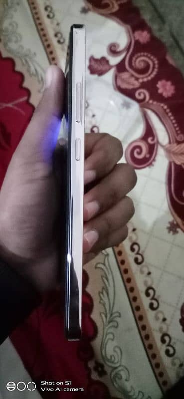 OPPO reno 12f 5g all ok kio msla nai ha no open no repair 15 din use 1