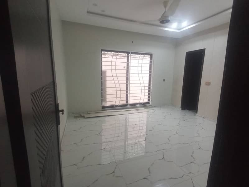 12 Marla House For Sale In Johar Town Prime Location, High Demand PKR 52,500,000 44