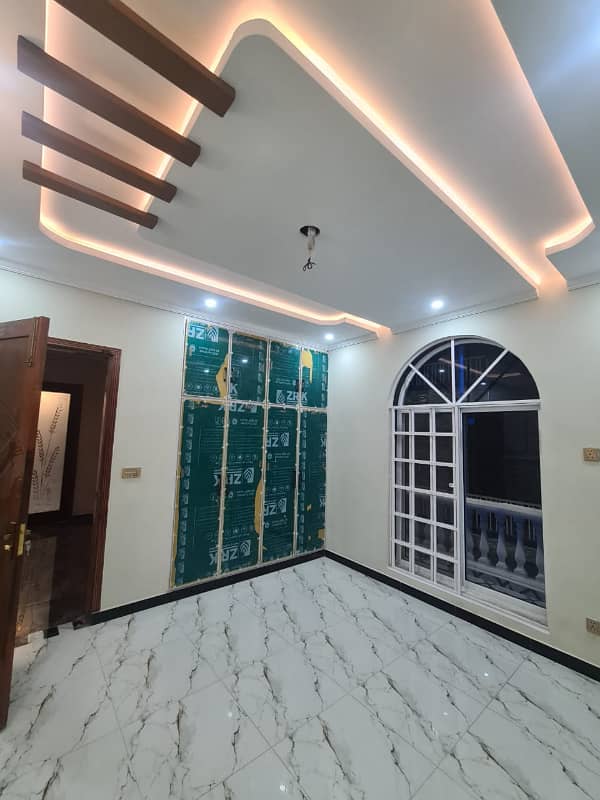 10 Marla Brand New luxury House Triple Story For Sale Aitchison Society 10 Marla Lavish House For SALE In Aitchison Society 1 18