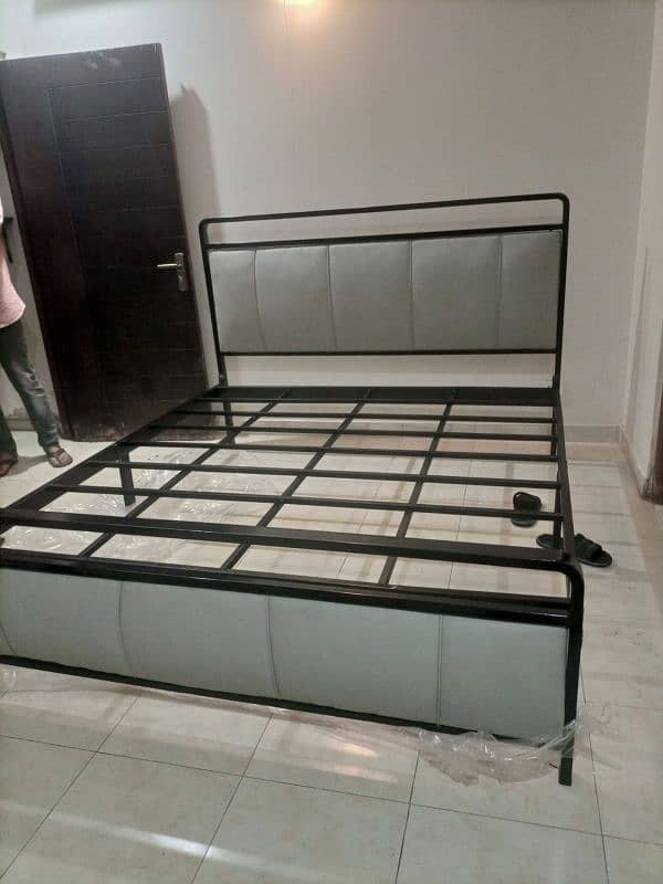 Iron bed / iron bed dressing side table / Double bed /Bed /  Furniture 4