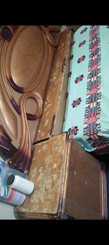 bedroom set deco 4 pice + 1 Almirah for sell 2