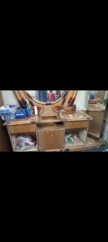 bedroom set deco 4 pice + 1 Almirah for sell 4