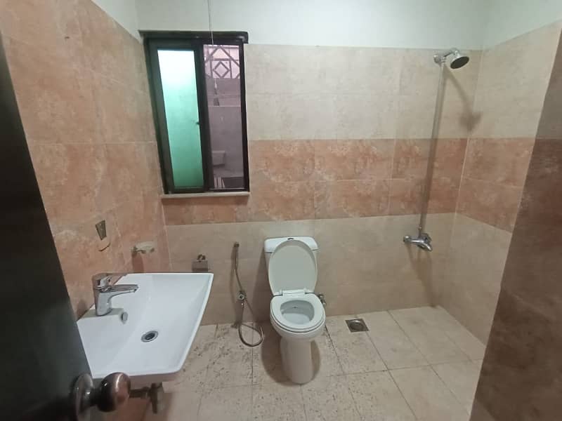 7 MARLA SECOND FLOOR FLAT FOR RENT IN REHMAN GARDENS NEAR DHA PHASE 1 10