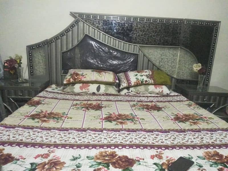 bed room set 0