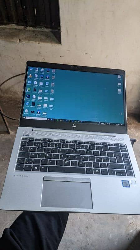 HP Elite Book 840 G5 1