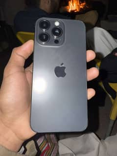 iphone 15 Pro Max Black titanium JV