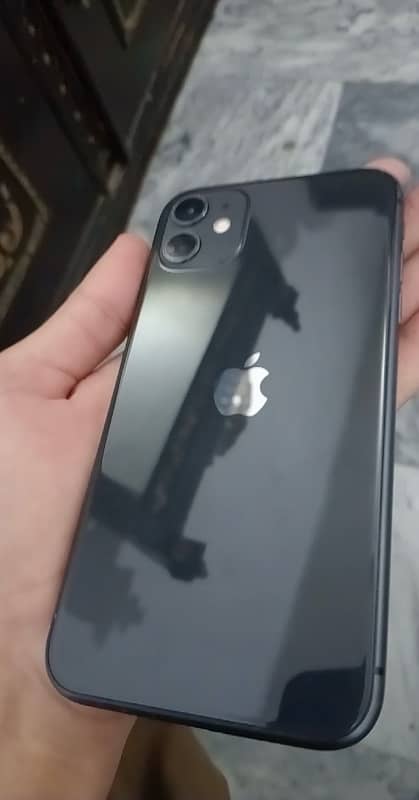 iphone 11 LLa 0