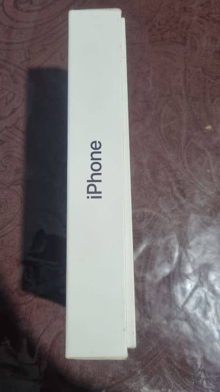 iphone 14 Pro max box with apple sticker 1