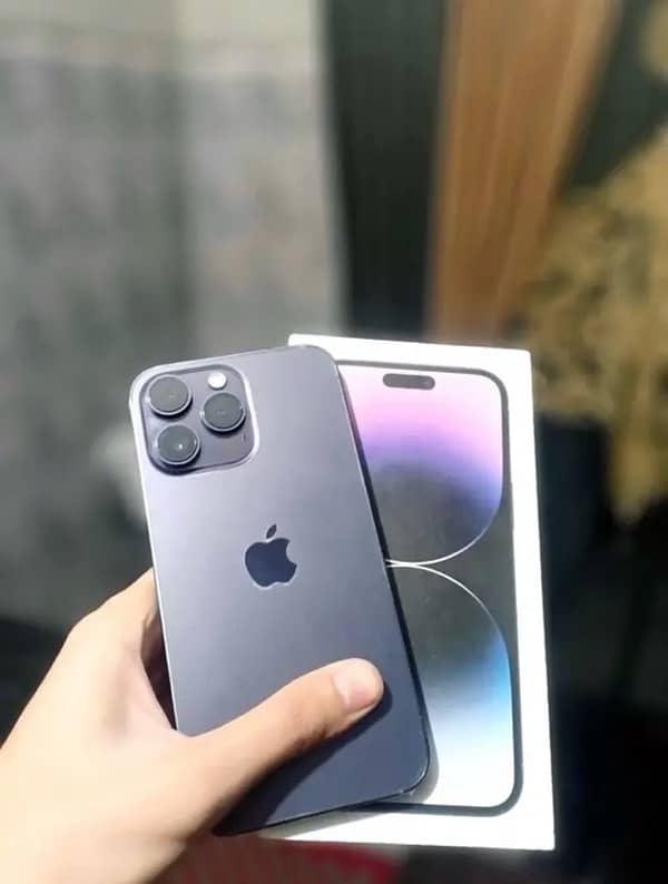 iPhone 14 pro Max 0