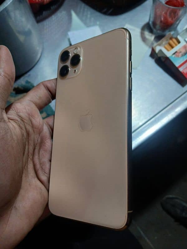 Iphone 11 Pro Max 64GB PTA Approved 1