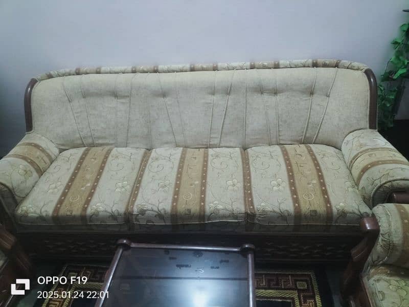 7 setar sofa 1