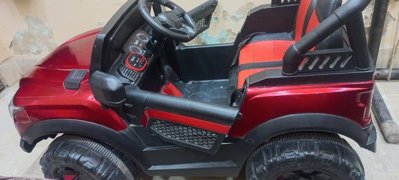 kids jeep 4x4 5 motor for sale in good condition 2