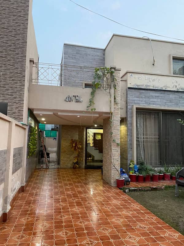 10 marla house for rent in model town link road society 1