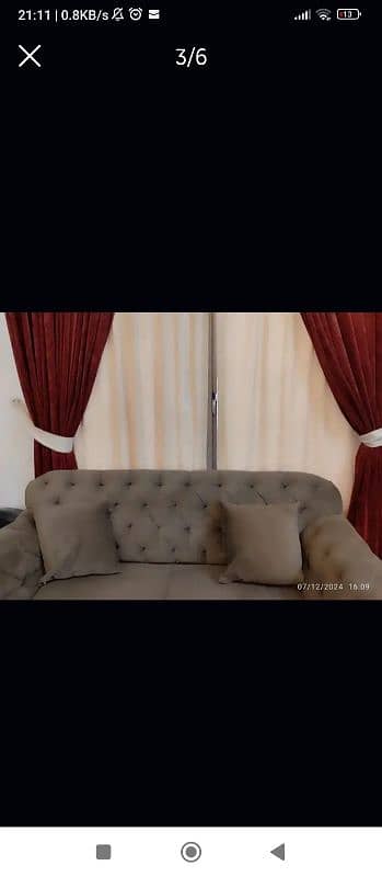 custioned 7 seater sofa in immaculate condition 5