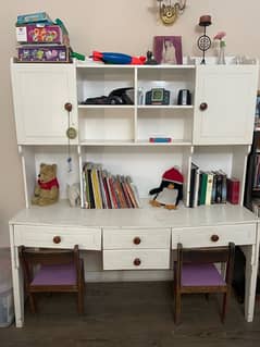 Children’s study table