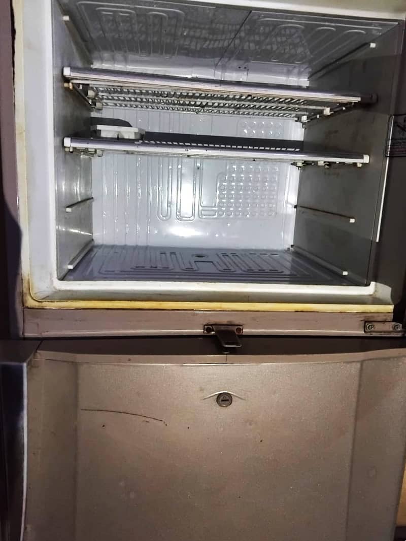 Sale of  Refrigerator Dawlance Model # 9188WBS 5